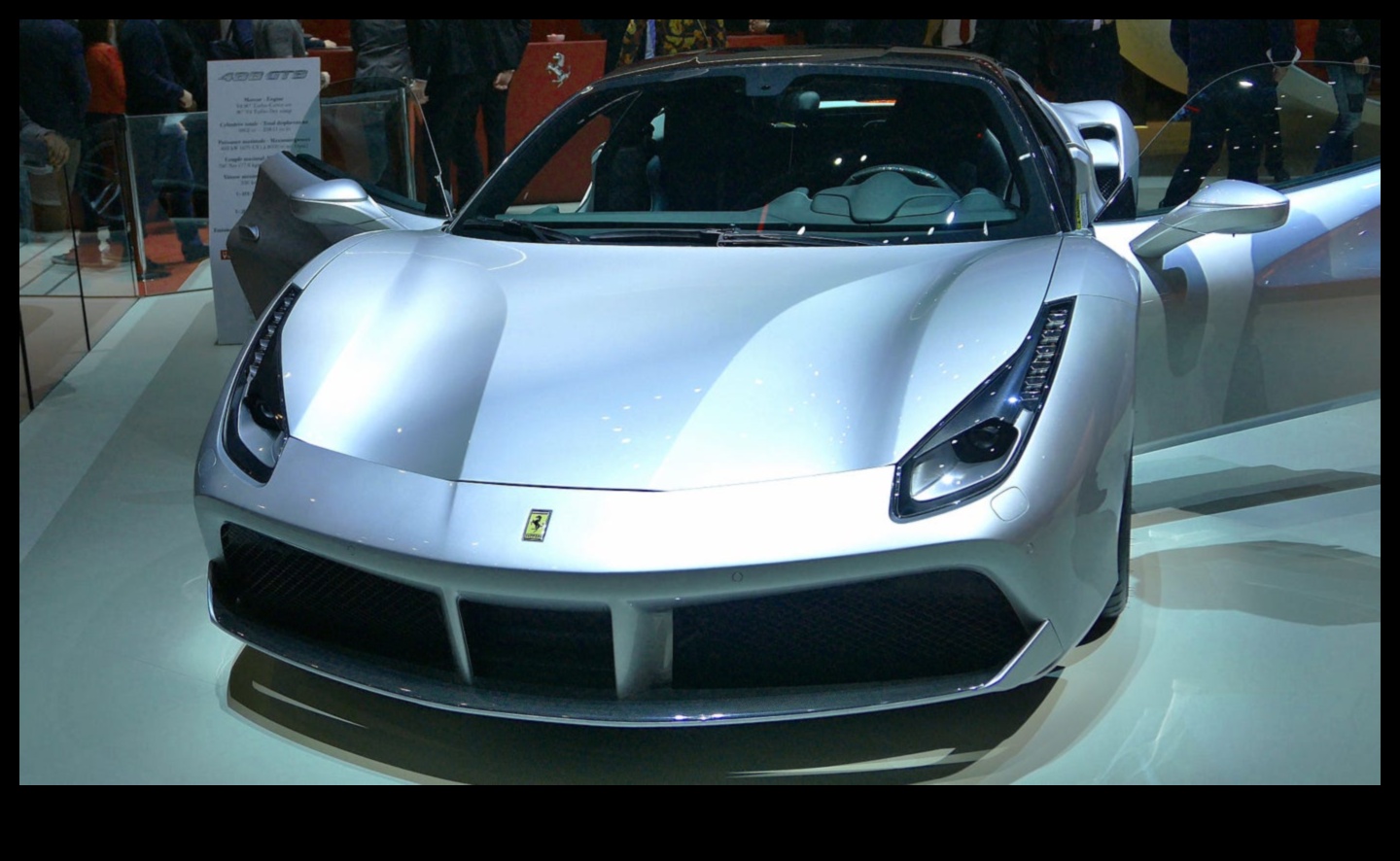 Μηχανές Ακριβείας: Σπορ αυτοκίνητα και η Επιστήμη του Χειρισμού